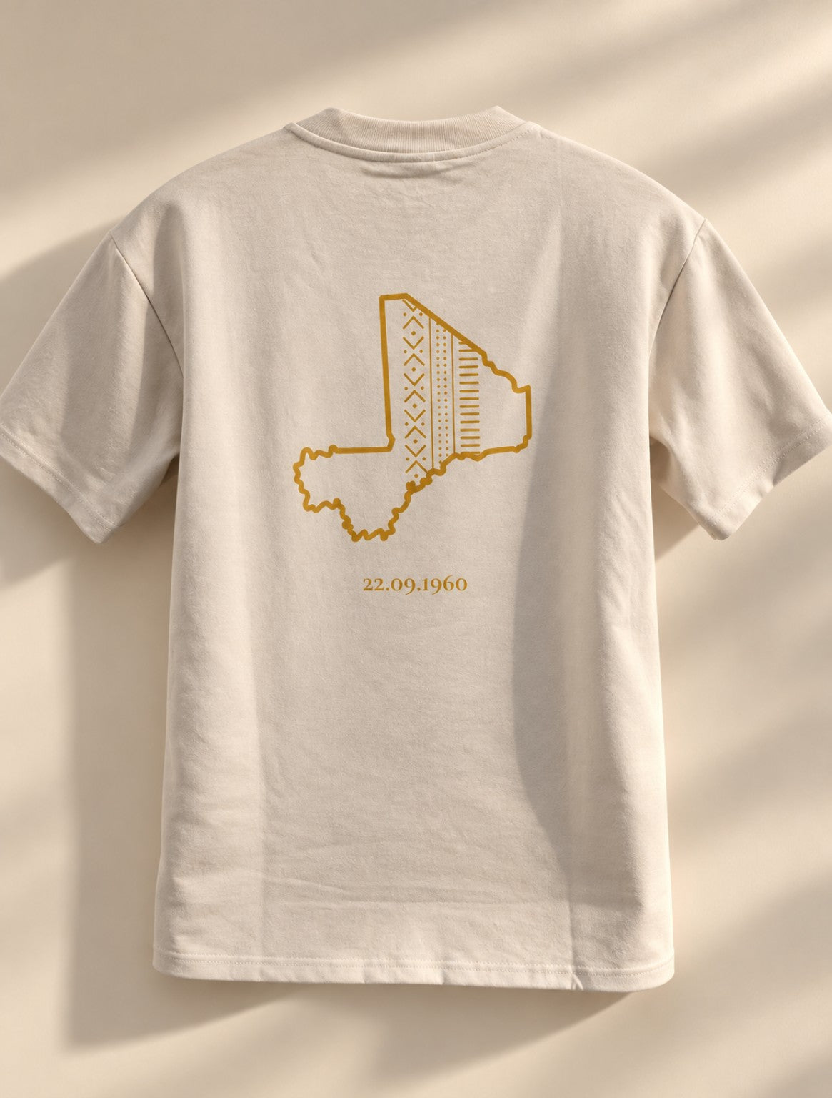 T-shirt oversize Mali beige - dos graphique DTF